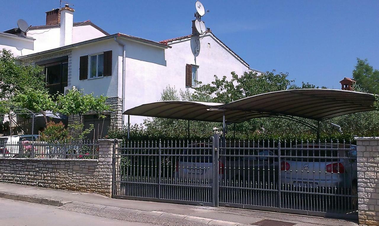 Studio Benassi Porec Exterior photo